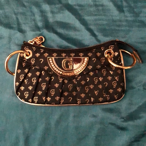 guess hand purse